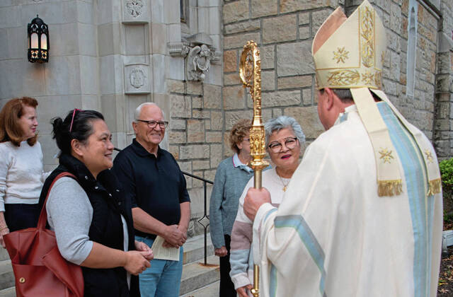 6710209_web1_gtr-GBGPeaceMass18-102823