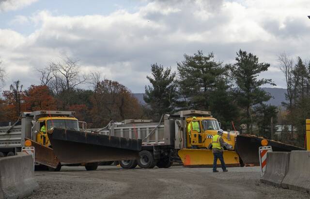 6721010_web1_gtr-SnowPlow2-110123
