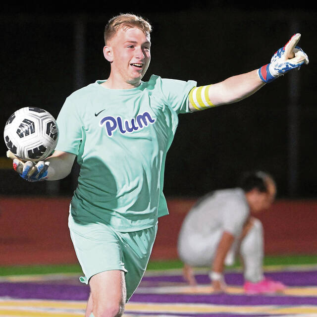 After quarterfinal loss, Plum boys soccer looks ahead toward productive offseason