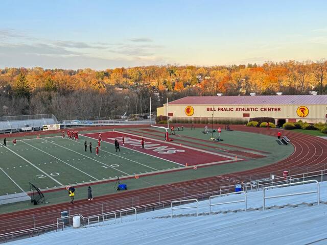 Big 2nd quarter sparks Penn Hills over Penn-Trafford in WPIAL Class 5A playoffs