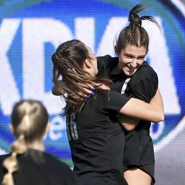 Avonworth gets past Shady Side Academy to win 3rd straight WPIAL championship