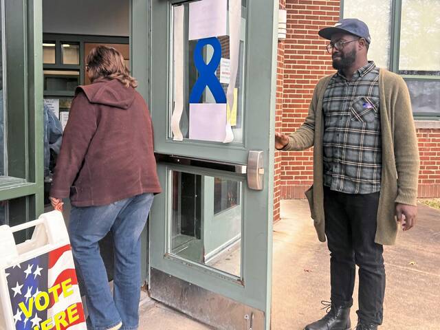 6741442_web1_ptr-electionlivefile-JH02-110823