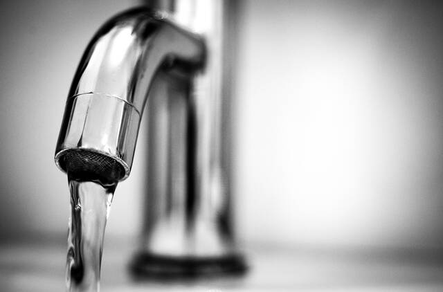 6749752_web1_web-water