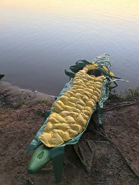 6752617_web1_PTR-FiveThings-CornBoat