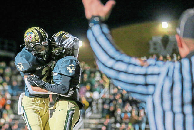 Belle Vernon rolls over Deer Lakes into WPIAL Class 3A semifinals