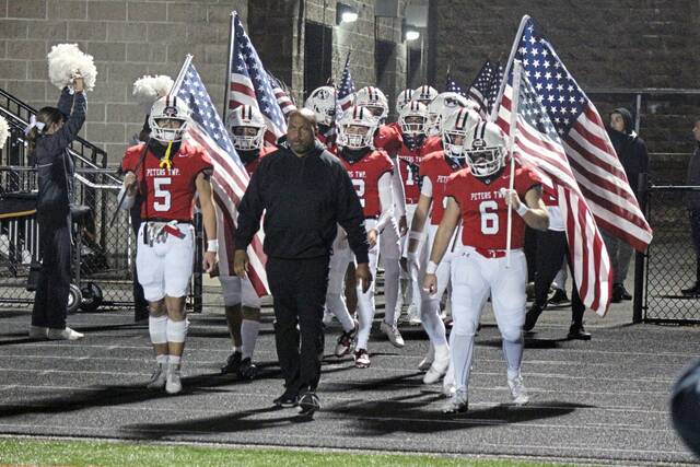 Top-seeded Peters Township throttles Moon to reach WPIAL Class 5A title game