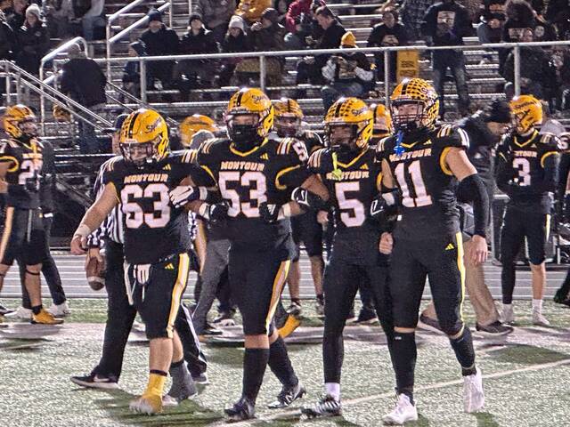 Montour passing game gashes Thomas Jefferson in Class 4A quarterfinals