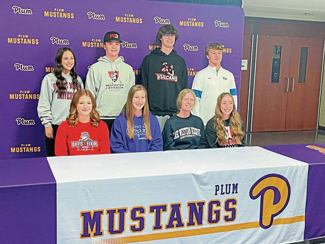 Plum, Riverview athletes ink plans for college careers