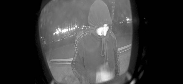 6776333_web1_gtr-atmtheft2