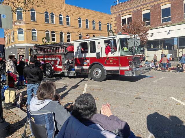 6783565_web1_vnd-Parade17-111923