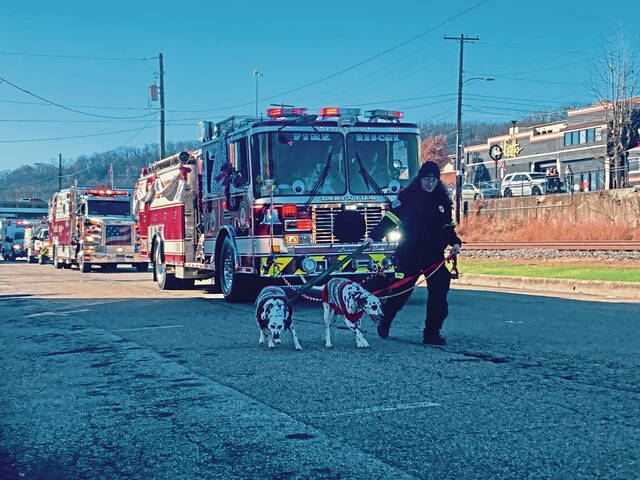 6783565_web1_vnd-Parade6-111923