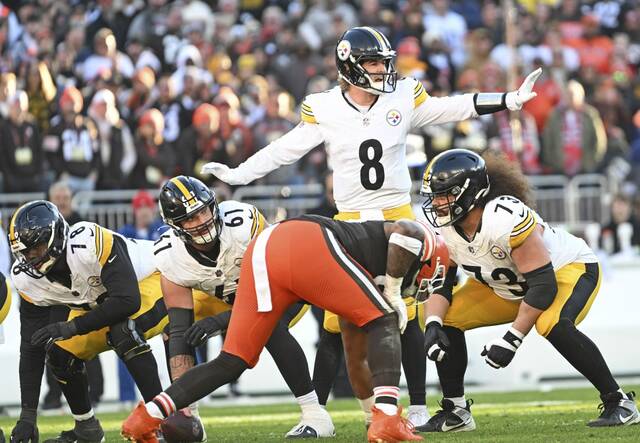 6785408_web1_ptr-SteelersBrowns21-112023jpg