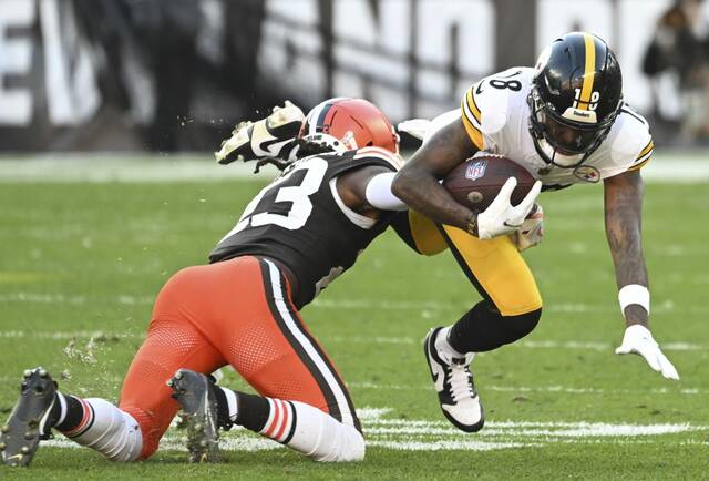6785408_web1_ptr-SteelersBrowns22-112023jpg