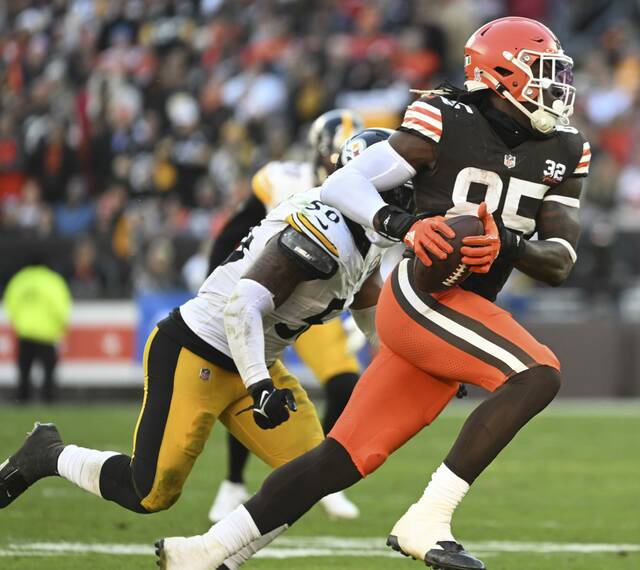 6785408_web1_ptr-SteelersBrowns31-112023jpg