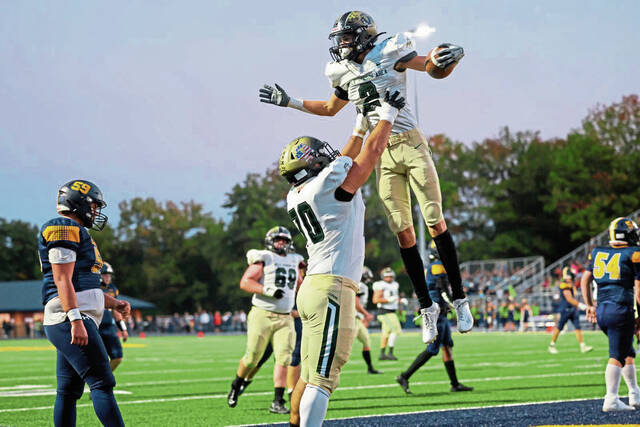 Westmoreland County high school football notebook: Linebackers lead Leopards