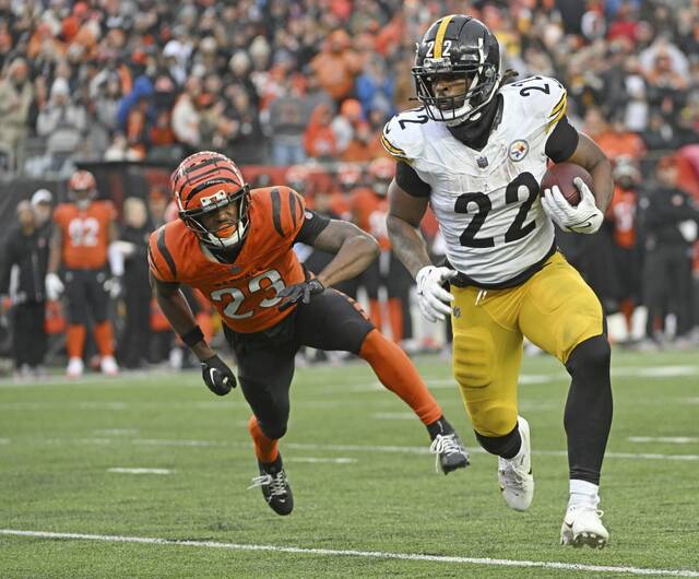 6817261_web1_ptr-SteelersBengals33-112723