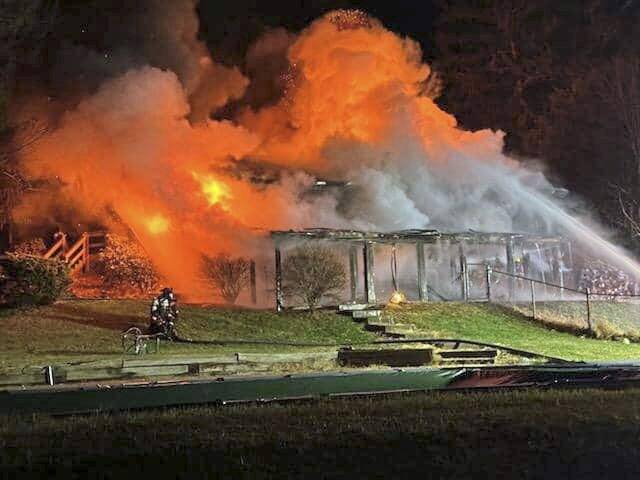 6795796_web1_vnd-WDfire