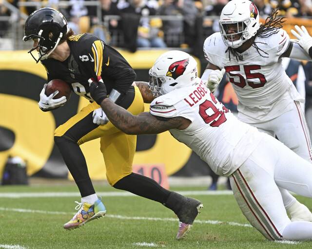 6829066_web1_ptr-SteelersCards05-120423