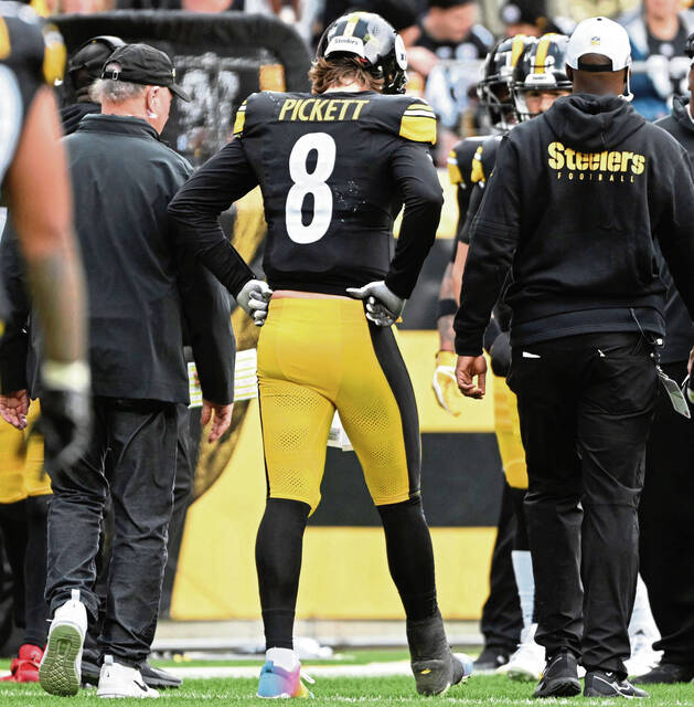 6829066_web1_ptr-SteelersCards08-120423