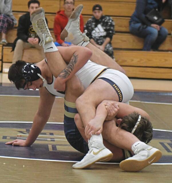 With good roster numbers, new girls team, Norwin wrestlers ready to put in work