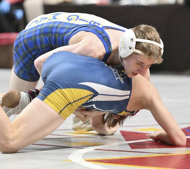 What to watch for in WPIAL sports on Dec. 6, 2023: Wrestling teams open dual meet schedules