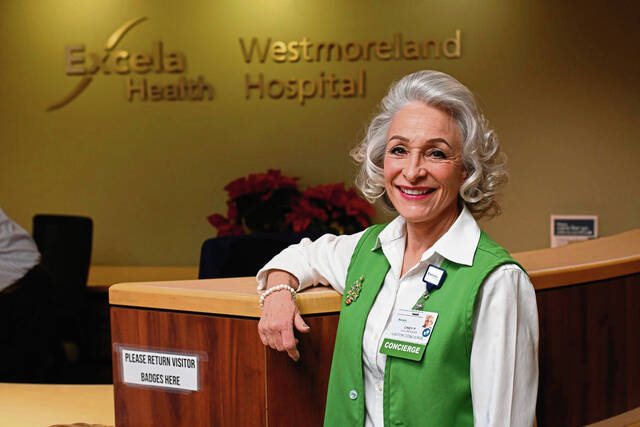 6848166_web1_gtr-HealthCareOnXmas001-122423