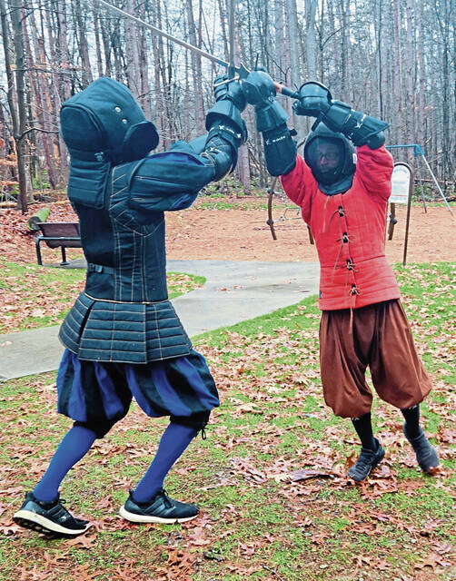 6853805_web1_gtr-fencing3-121223
