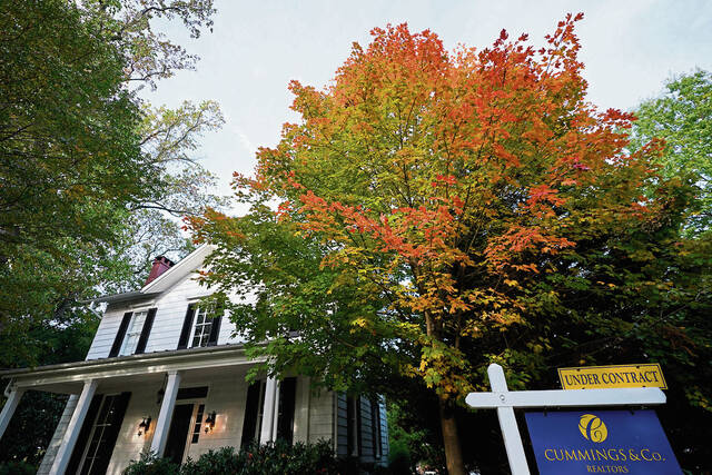 6864501_web1_5529149-ac91813f15a349239dedd5787045986e