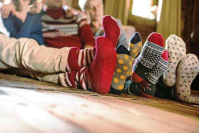 6864845_web1_Socks