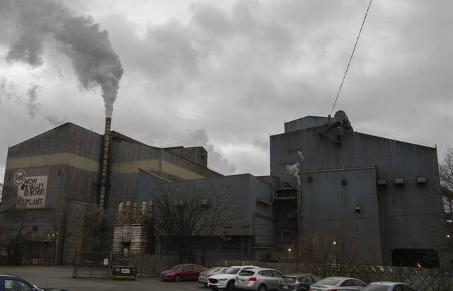 6875103_web1_PTR-USXSaleSteelworkers6-121923