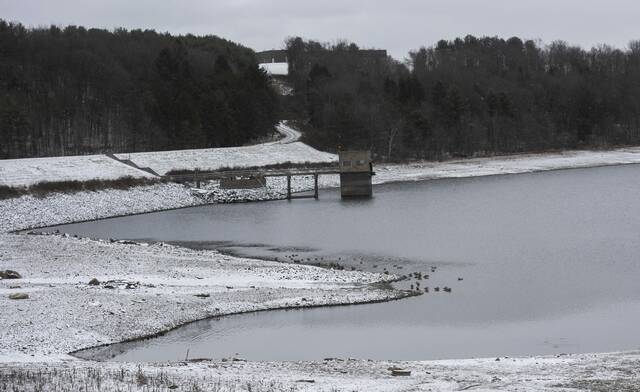 6878816_web1_gtr-waterlow3