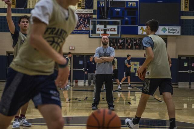 Westmoreland County boys basketball notebook: Former Franklin Regional coach back on sideline