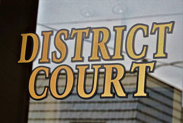 6881563_web1_WEB-district-court-sign