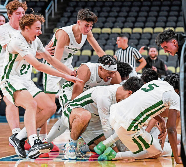 Logan Golle’s buzzer-beater lifts Allderdice past Fox Chapel in PPG Paints Arena thriller