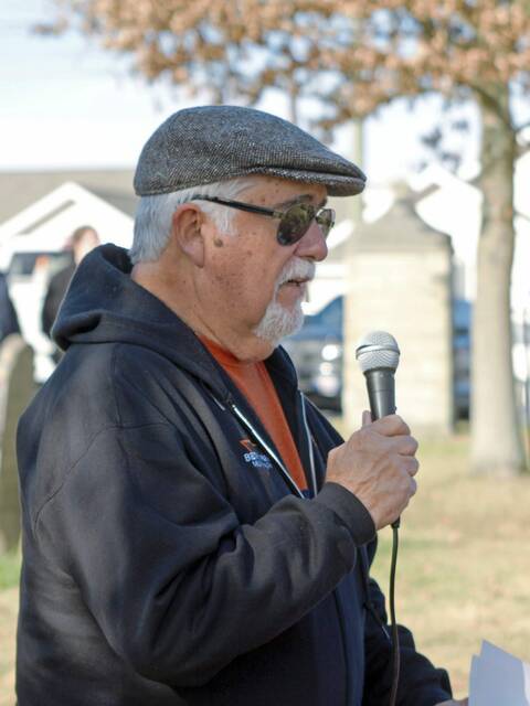 6900747_web1_bp-wreathsacrossamerica-012524-10