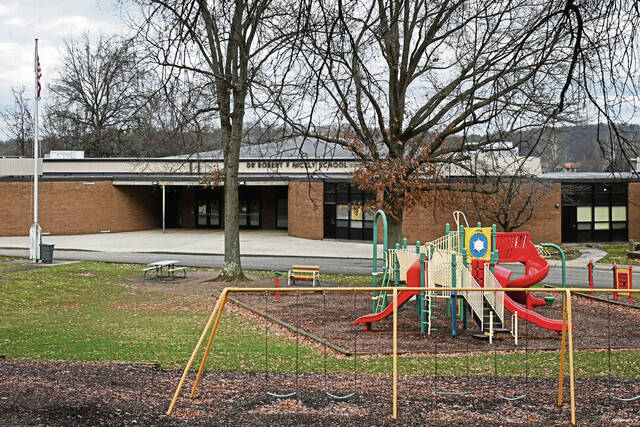 6900838_web1_gtr-NicelyElementary-122923