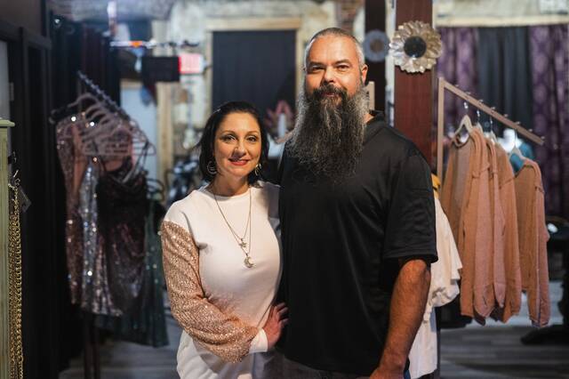 6892697_web1_vep-btvblushingmoon6-122423-001