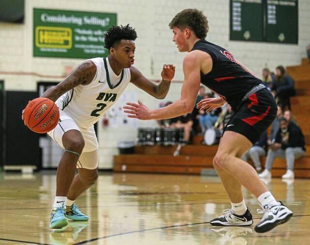 Belle Vernon boys get off to fast start then hang on to hand Southmoreland its 1st loss