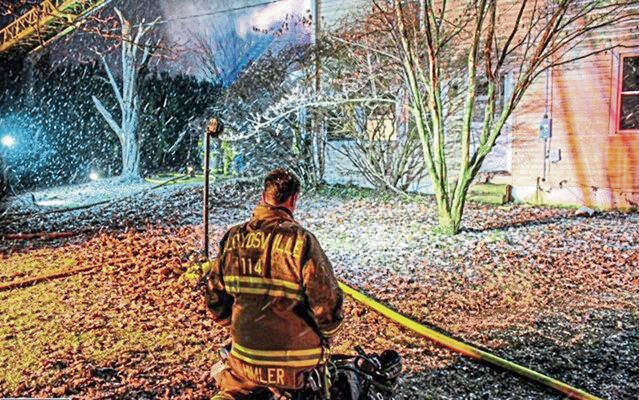 6917744_web1_gtr-crabtreefire2