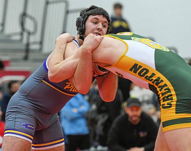 Recovered from offseason injury, Plum’s Antonino Walker off to strong start to senior season