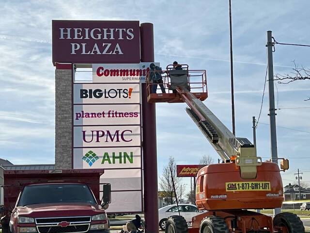 6923430_web1_vnd-heightsplaza-010924