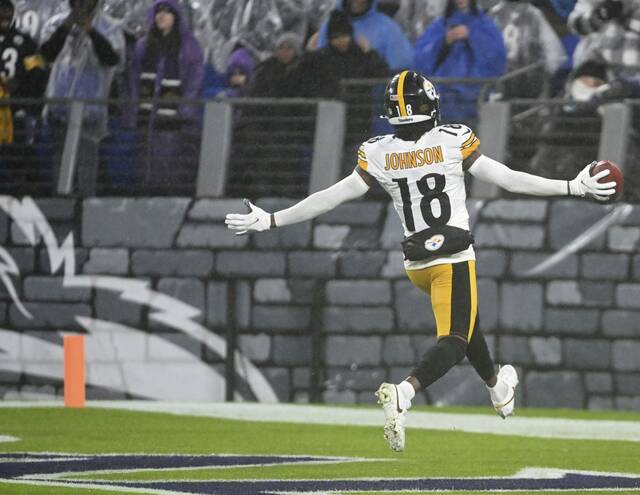6926630_web1_ptr-SteeleRsavens08-010624