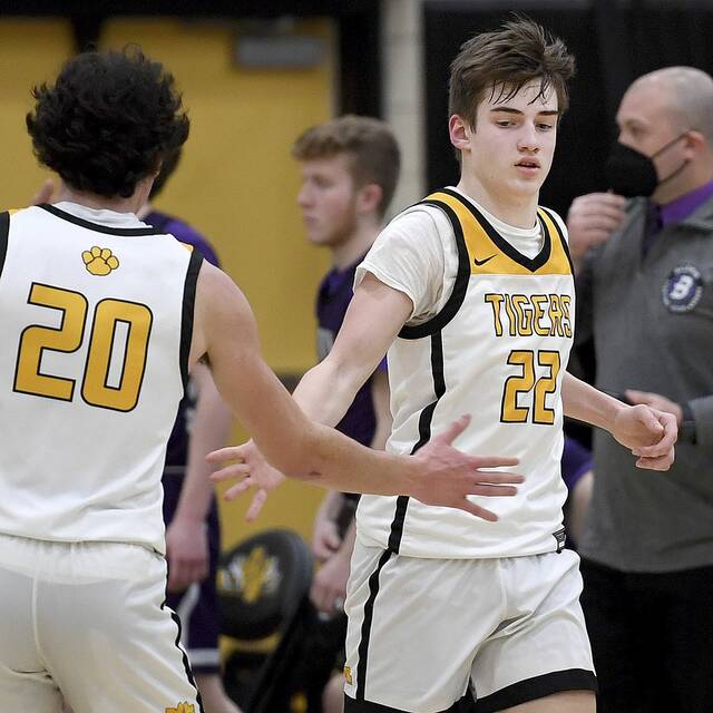 Trib HSSN boys basketball player of the week for Jan. 8, 2024<span class="headline-video">Video <i class="fa-solid fa-circle-play"></i></span>