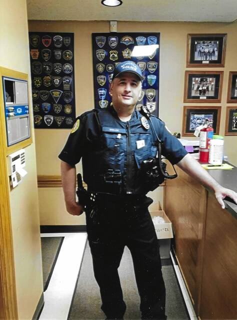6931632_web1_SEW-OfficerMark-011824