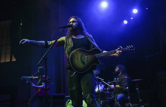 6933104_web1_ptr-ZakkSabbathConcert015-011024