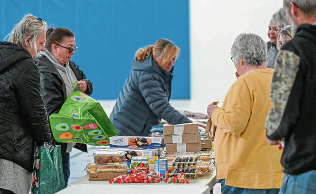 6959961_web1_VND-FeedingFamilies4-011924