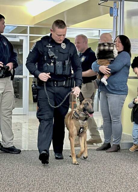 6960991_web1_nhj-Officers-011824--4-