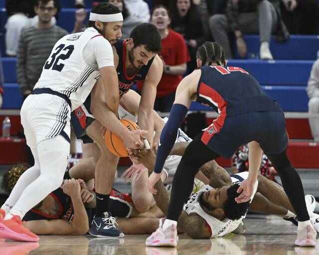 6961107_web1_ptr-RMUDetroit-Mercy08-011824