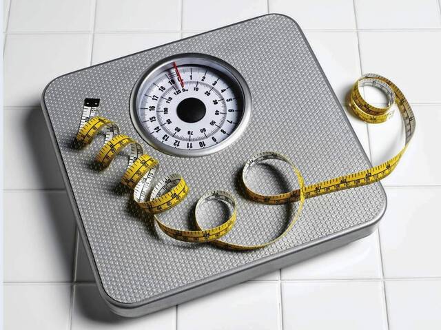 6965965_web1_Bathroom-Scale