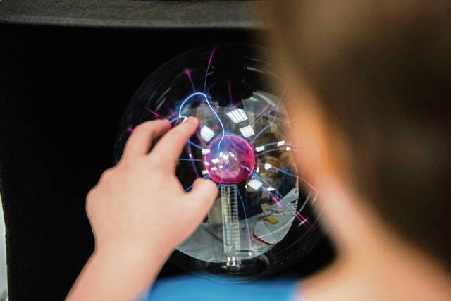 6979292_web1_gtr-SciencefairGS5-012824